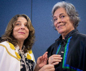 Maria Stela Grossi recebe título de Professora Emérita. Foto: Beto Monteiro. 09/11/2017