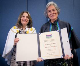 Maria Stela Grossi recebe título de Professora Emérita. Foto: Beto Monteiro. 09/11/2017