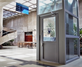 20230216_elevador-acessibilidade-interior-fci_betomonteiro.jpg