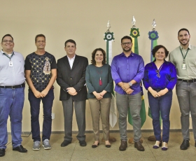 Representantes da UnB e outras entidades na inauguração do polo de extensão  no Recanto das Emas. Foto: Raquel Aviani. 20/11/2019
